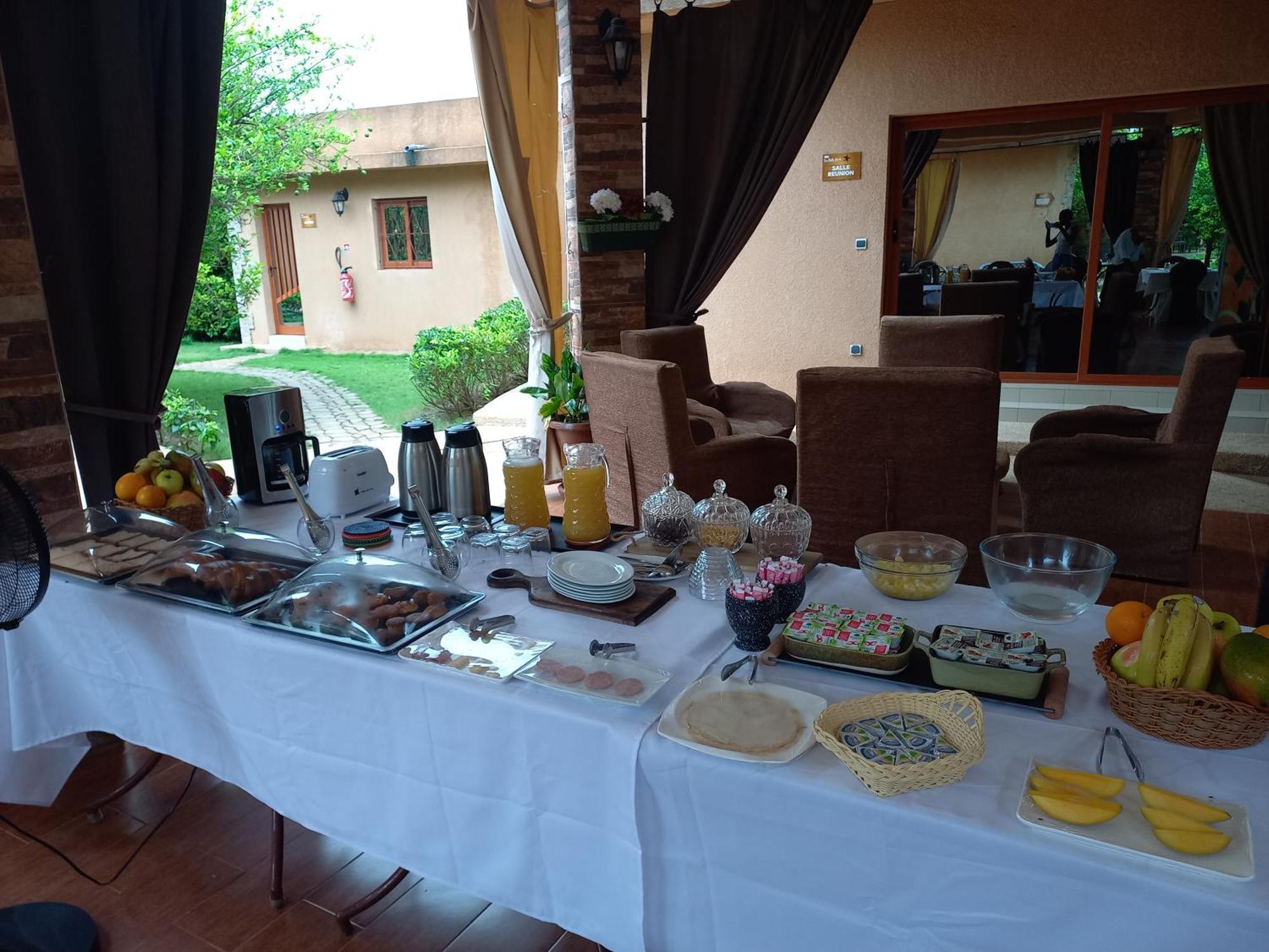 Hotel La Belle Etoile & Spa Saly Portudal Kültér fotó